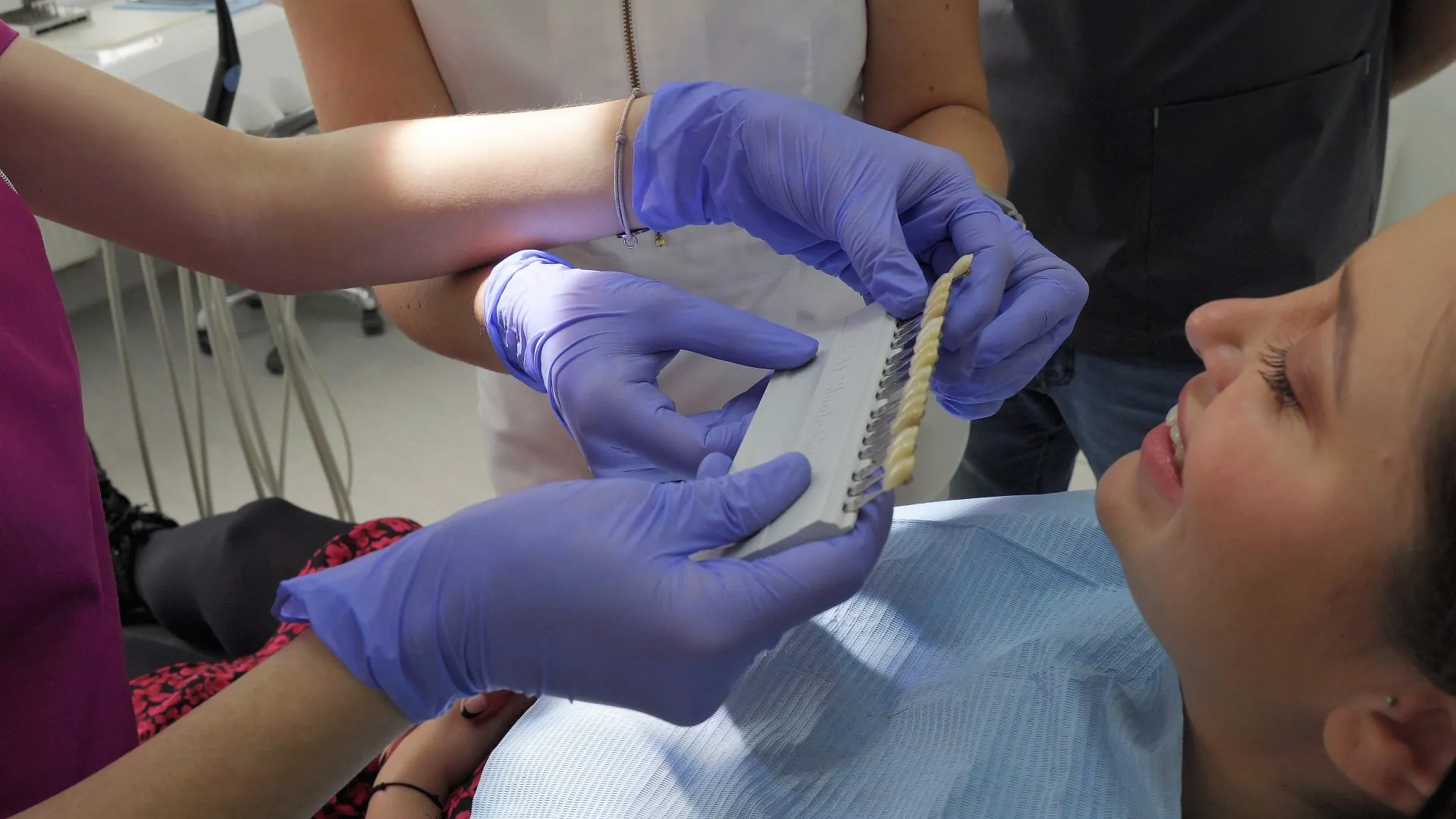 Naslovna - Dental Centar Dubrava 